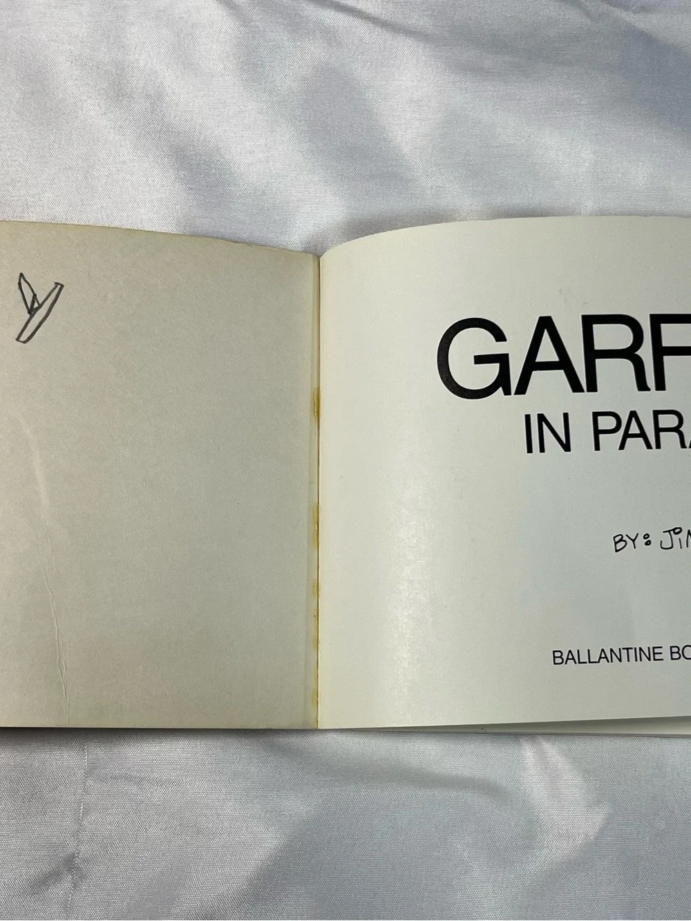 Vintage 1986 Garfield in Paradise Jim Davis Paperback Comic Strip Book VTG